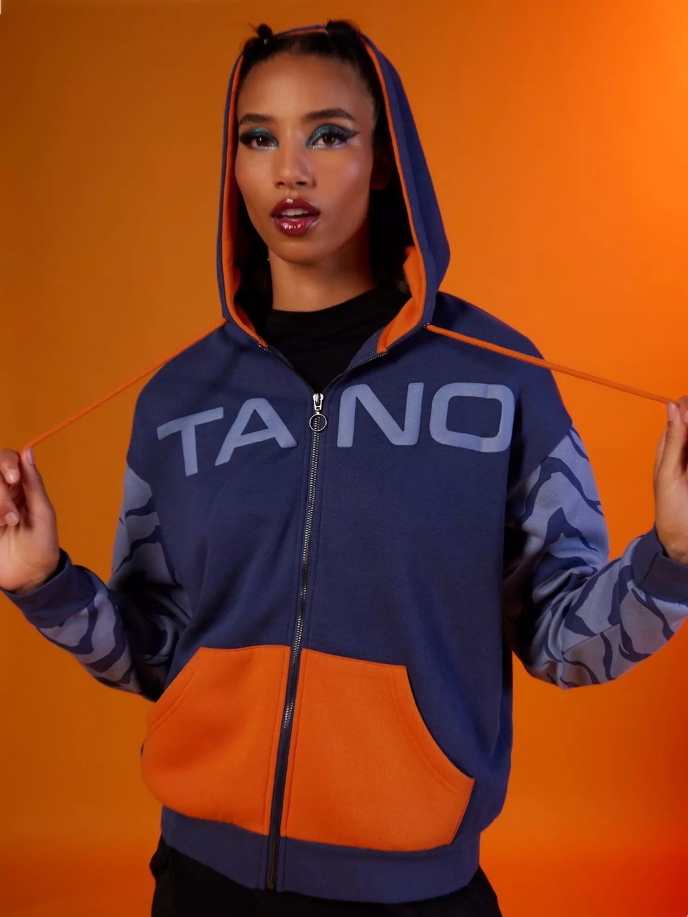 Her Universe Star Wars Ahsoka Tano Lekku Hoodie